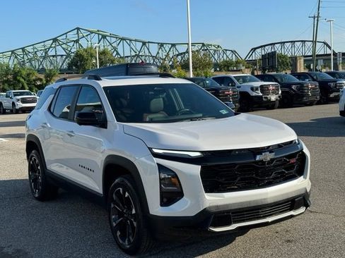 Certified 2025 Chevrolet Equinox RS w/ Safety and Technology Package AWD/4WD image 8