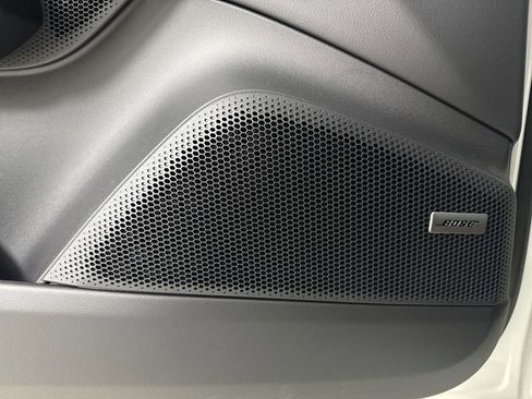 Used 2025 Porsche Macan Electric image 36