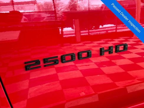 Used 2024 Chevrolet Silverado 2500 Custom w/ Custom Value Package image 8
