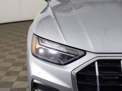 Used 2023 Audi Q5 2.0T Premium w/ Convenience Package image 13