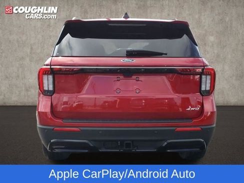 Used 2025 Ford Explorer ST-Line w/ Premium Package image 7