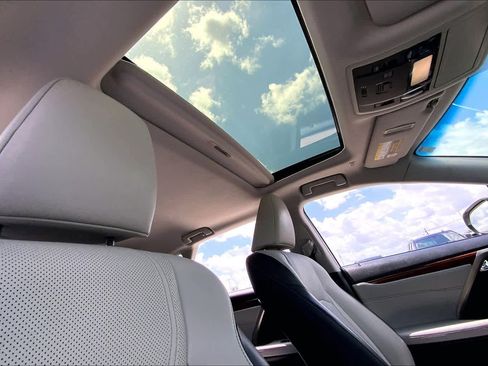 Used 2019 Lexus RX 350L image 13