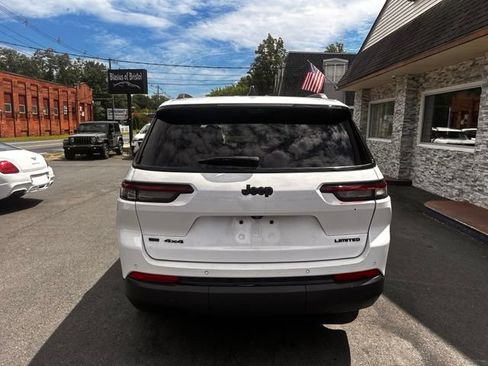 Used 2023 Jeep Grand Cherokee L Limited w/ Luxury Tech Group II AWD/4WD image 6
