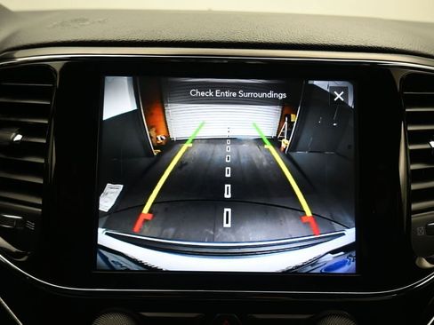 Used 2020 Jeep Grand Cherokee Limited image 19