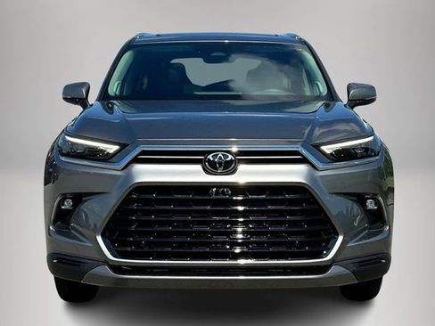 New 2025 Toyota Grand Highlander AWD image 11