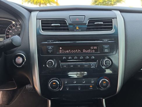 Used 2014 Nissan Altima 2.5 S FWD image 25