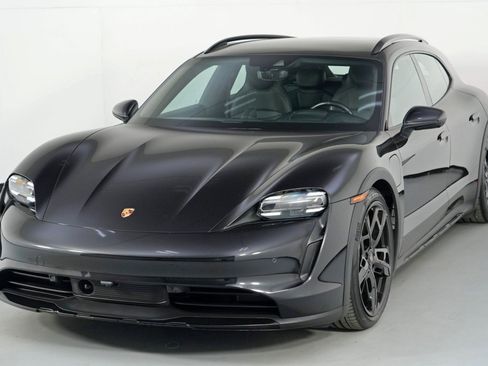 Used 2022 Porsche Taycan 4 Cross Turismo image 52
