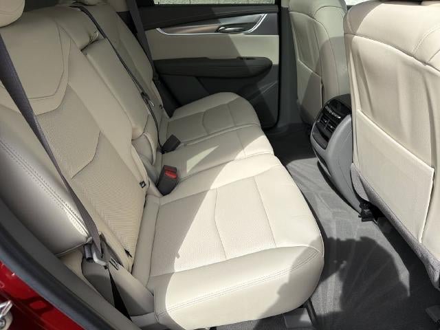 Certified 2024 Cadillac XT5 Premium Luxury w/ Technology Package FWD image 15