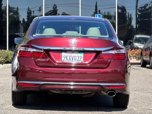 Used 2016 Honda Accord LX image 5
