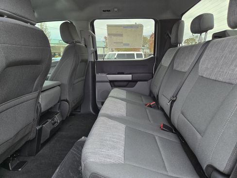 New 2026 Ford F250 XLT w/ FX4 Off-Road Package image 14