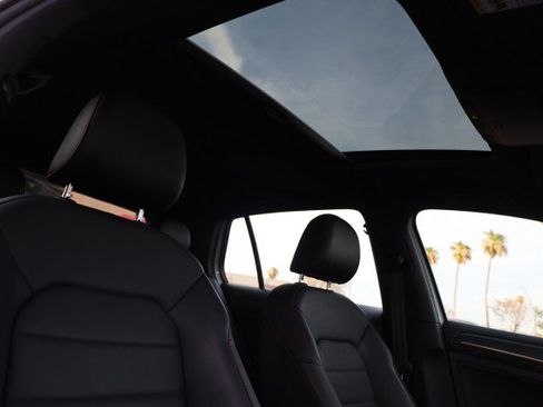 Used 2020 Volkswagen GTI SE FWD image 46