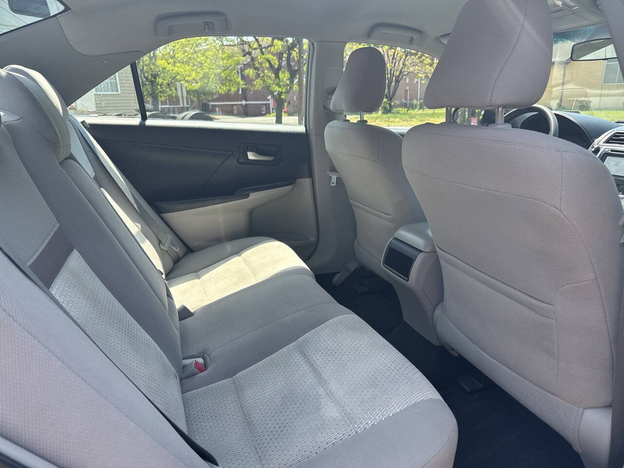 Used 2014 Toyota Camry FWD image 6