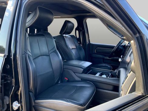 Used 2021 RAM 2500 Limited AWD/4WD image 9