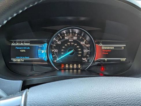 Used 2018 Ford Explorer Limited image 11