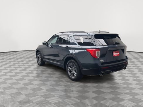 Used 2023 Ford Explorer XLT w/ Equipment Group 202A image 2