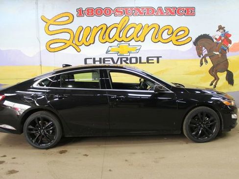 Used 2024 Chevrolet Malibu LT w/ Midnight Edition FWD image 5