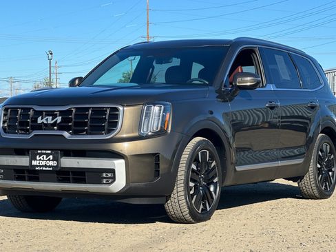 Used 2024 Kia Telluride SX Prestige AWD/4WD image 9