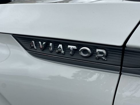 Certified 2021 Lincoln Aviator Reserve w/ Equipment Group 201A AWD/4WD image 27