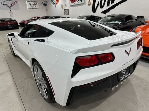 Used 2016 Chevrolet Corvette Stingray Coupe w/ 2LT Preferred Equipment Group image 3