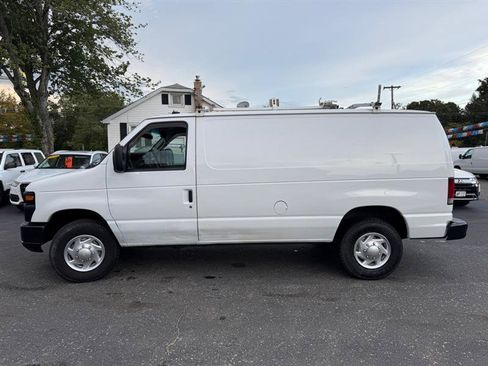 Used 2011 Ford E-250 and Econoline 250 RWD image 7