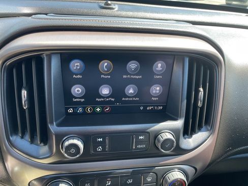 Used 2022 GMC Canyon AT4 w/ Trailering Package image 10