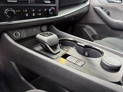 Certified 2023 Nissan Rogue S image 26