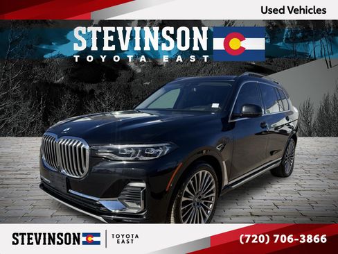 Used 2022 BMW X7 xDrive40i w/ Premium Package image 1