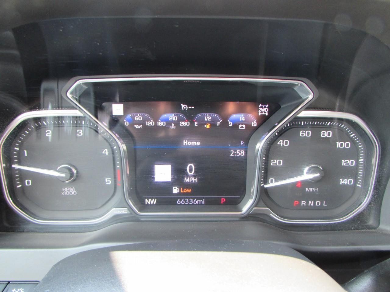 Used 2023 GMC Sierra 3500 Denali w/ Denali Black Diamond Edition AWD/4WD image 26