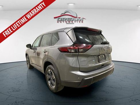 Used 2025 Nissan Rogue SV FWD image 5