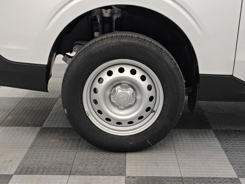 New 2025 Ford Maverick XL w/ Equipment Group 102A image 13