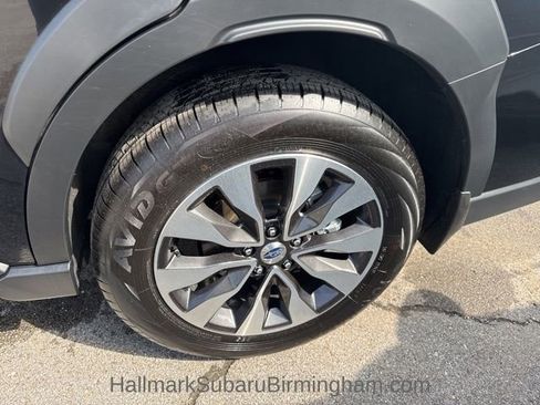 Certified 2025 Subaru Outback Limited image 8