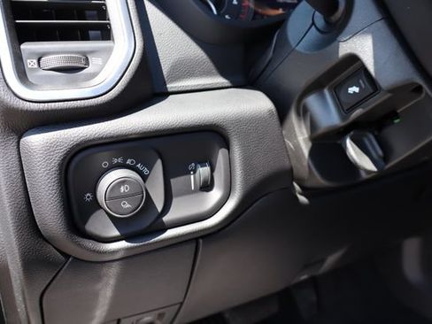 New 2026 RAM 2500 Big Horn AWD/4WD image 20