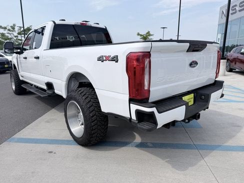 Used 2024 Ford F350 XLT AWD/4WD image 6