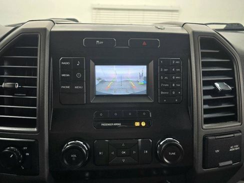 Used 2019 Ford F250 XL w/ Power Equipment Group image 40