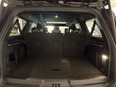 Used 2021 Ford Expedition Max Limited image 18