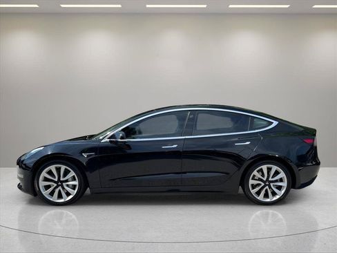 Used 2018 Tesla Model 3 Long Range AWD/4WD image 2