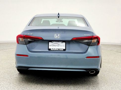 Used 2023 Honda Civic Sport image 6