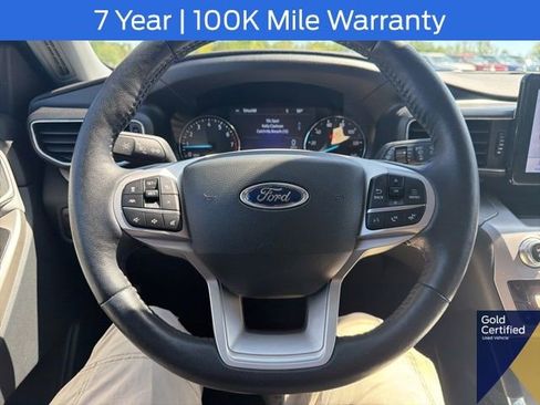 Used 2023 Ford Explorer XLT w/ Equipment Group 202A AWD/4WD image 48