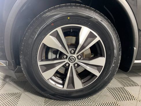 Used 2020 Nissan Murano S FWD image 11
