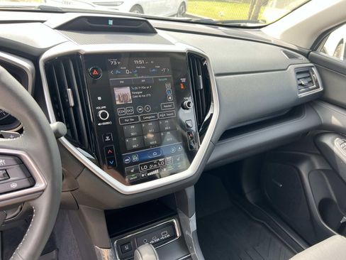 Certified 2025 Subaru Ascent Limited w/ Popular Package #2 image 29