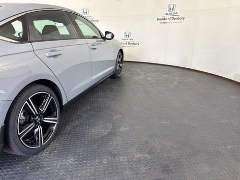 Certified 2023 Honda Accord Sport image 4