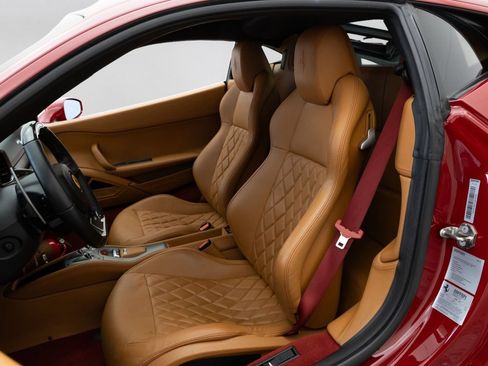Used 2011 Ferrari 458 Italia Coupe RWD image 5
