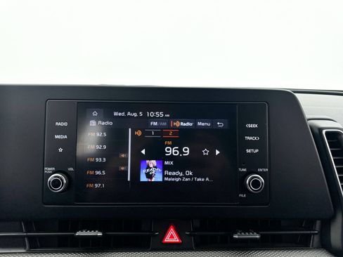 Certified 2024 Kia Sportage LX FWD image 4