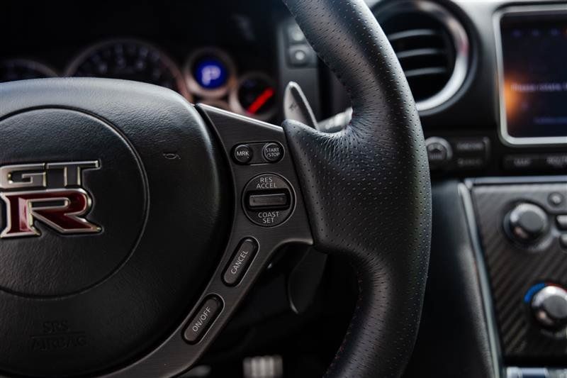 Used 2015 Nissan GT-R Black Edition AWD/4WD image 22