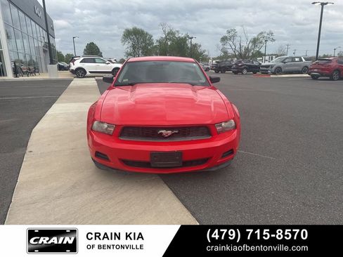 Used 2011 Ford Mustang Coupe w/ 101A Rapid Spec Order Code image 18