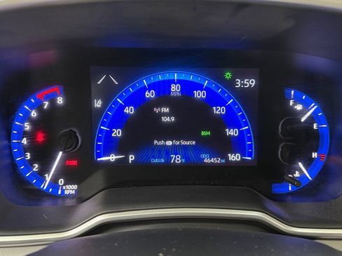 Used 2022 Toyota Corolla XSE FWD image 21