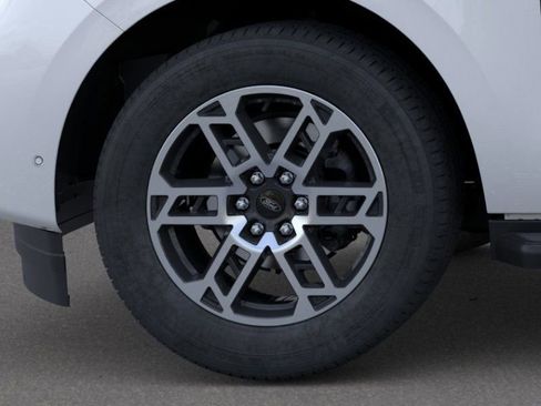 New 2025 Ford Expedition Active image 21