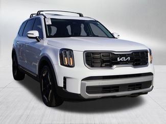Used 2024 Kia Telluride S w/ S Sunroof Package video 2