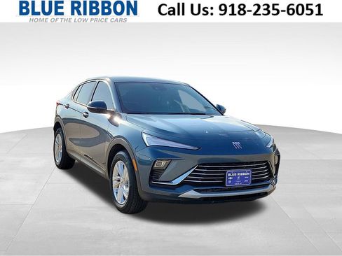 Used 2024 Buick Envista Preferred w/ Advanced Safety Package image 1