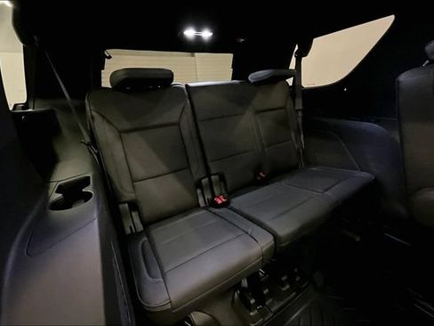 Used 2021 GMC Yukon Denali w/ Denali Premium Package AWD/4WD image 30